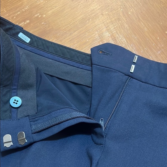 Theory Navy Wool Dress Pants Size 4 Lightweight Career Versatile Classic Staple - Picture 4 of 13